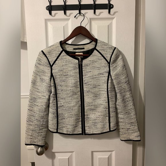 Aritzia Wilfred White Collarless Zip-Up Jacket - Picture 1 of 14